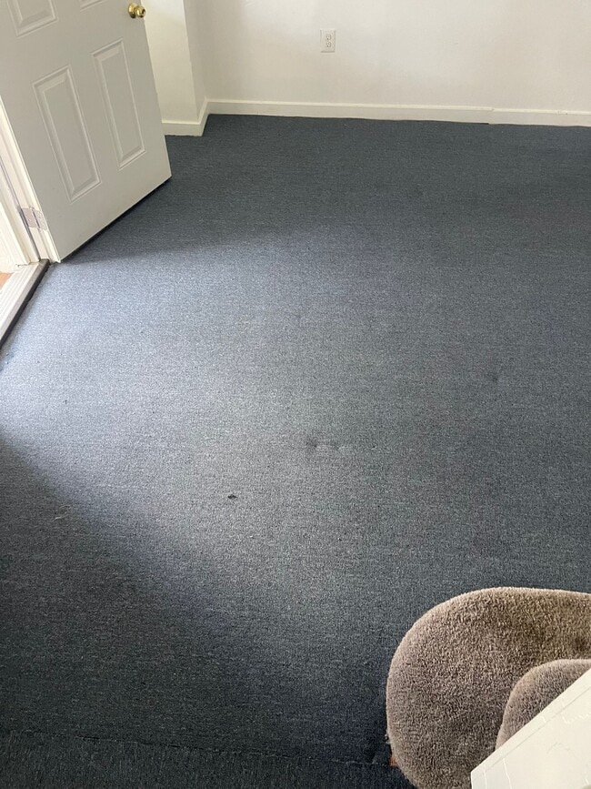 Building Photo - 5638 Litchfield St