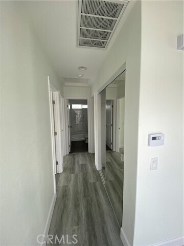 Building Photo - 2402 W Maple Ave