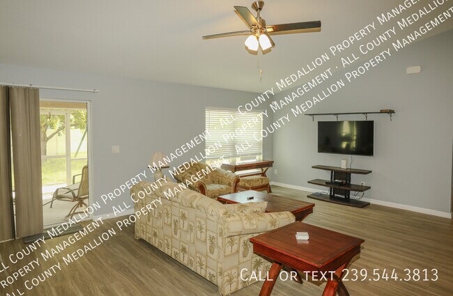 Foto del edificio - 1902 SW 26th St