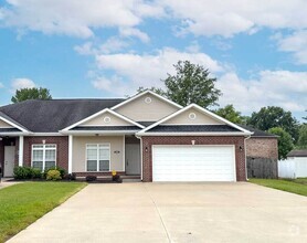 Building Photo - 2371 Ellsworth Dr
