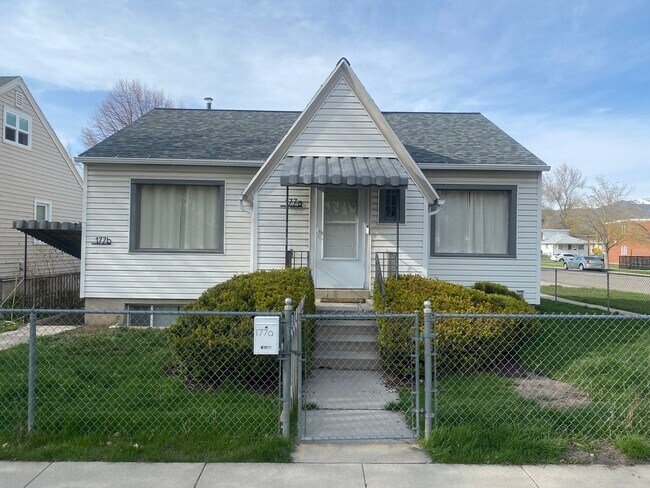 Building Photo - 177 E Cleveland Ave