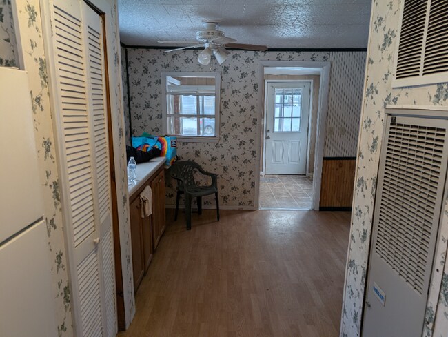 Foto del edificio - 35 Island Farm Rd