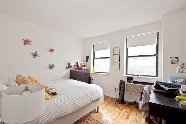 Foto del edificio - 509 E 12th St