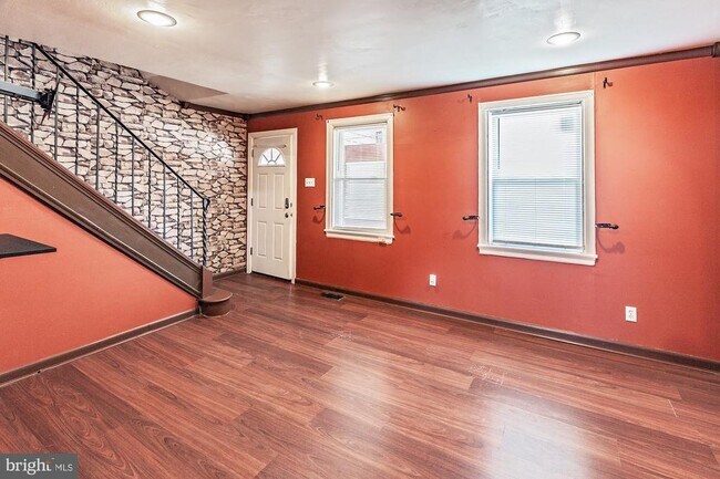 Foto del edificio - 3312 W 13th St