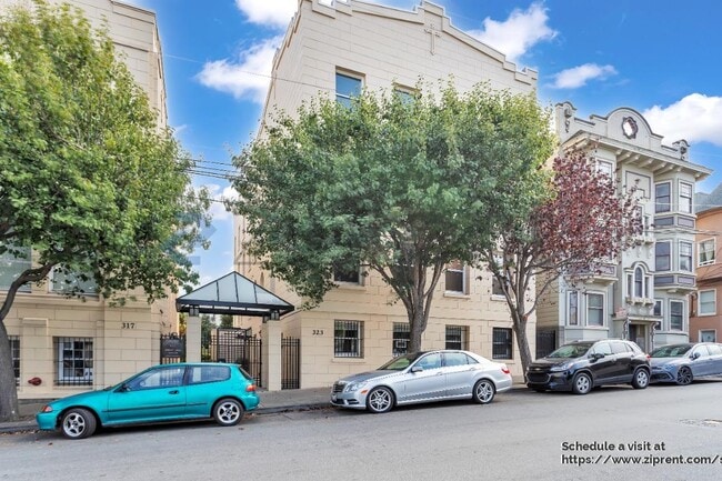 Building Photo - 323 29th St
