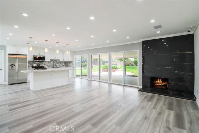 Foto del edificio - 9752 Laramie Ave