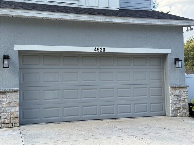 Foto del edificio - 4920 8th St