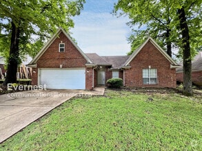 Building Photo - 9880 Seminole Dr