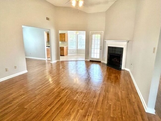Foto del edificio - Available Now! 3 Bedroom 2 Bath Home in Co...