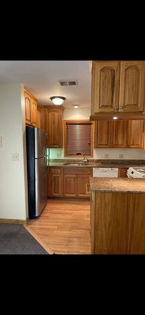 Foto del edificio - 726 W 17th St