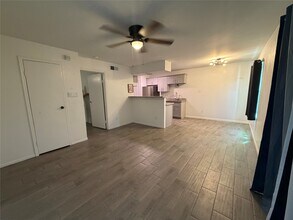 Building Photo - 2750 Holly Hall St