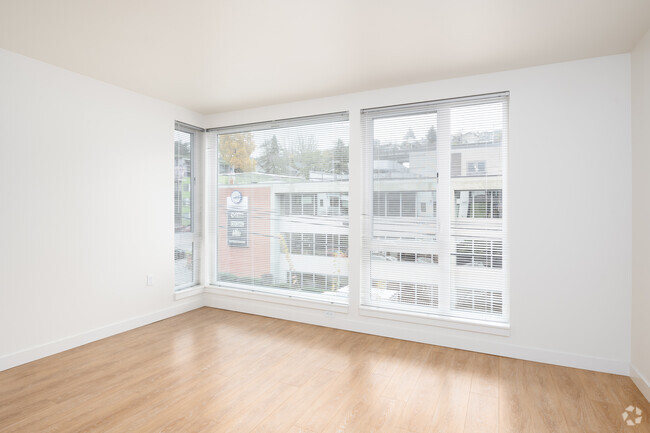 Estudio, 1HAB - 490-497SF - East Howe Steps