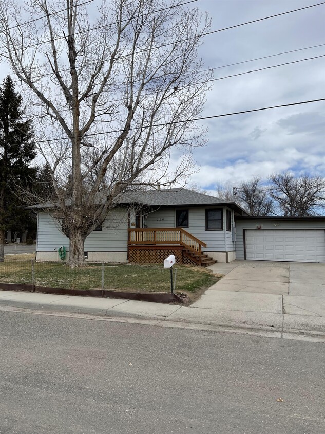 Foto principal - 226 N 9th St