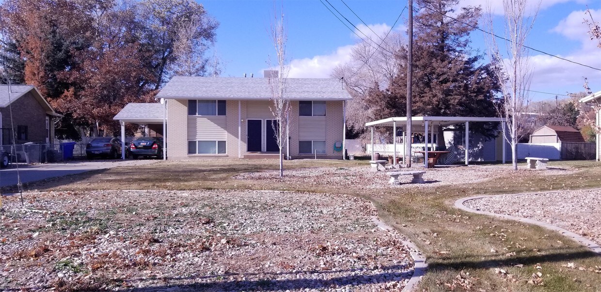 4447 1025 W Unit 1, Riverdale, UT 84405 Room for Rent in Riverdale