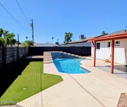 Building Photo - 1711 S Hardy Dr
