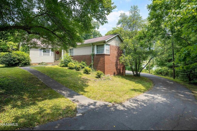 Building Photo - 4504 Holston Hills Rd