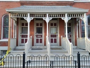 Building Photo - 2309 Hickory St