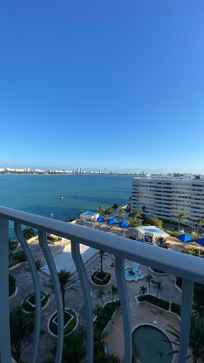 Ocean View! - 7601 E Treasure Dr