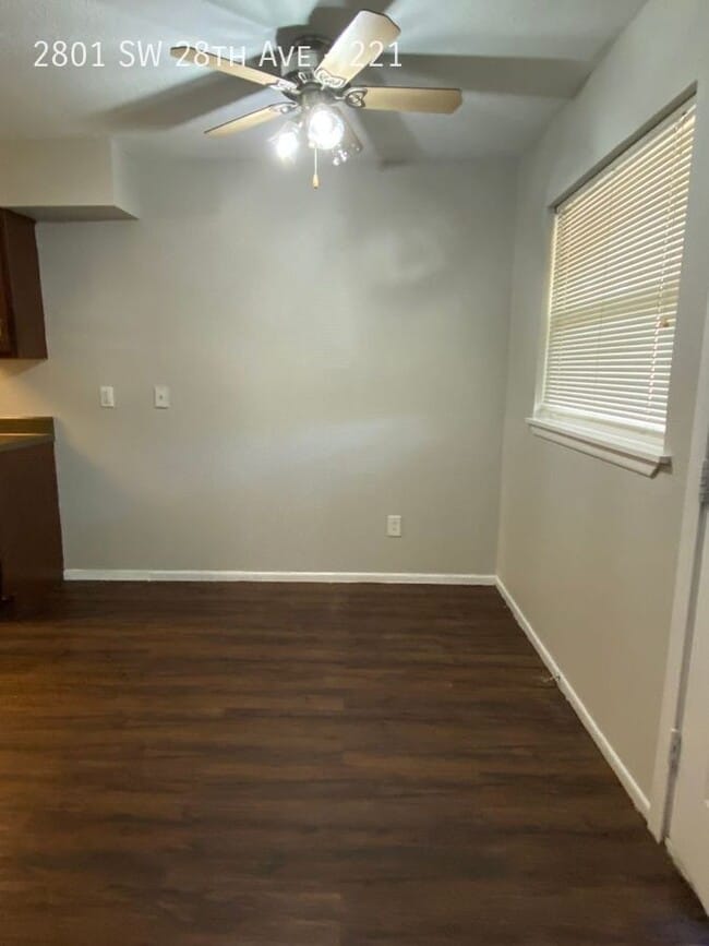 Foto del edificio - 2801 SW 28th Ave