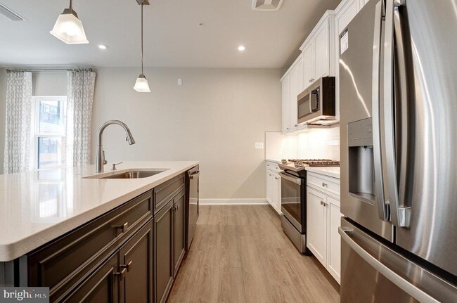 Foto del edificio - 4395 Peach Lily Ln