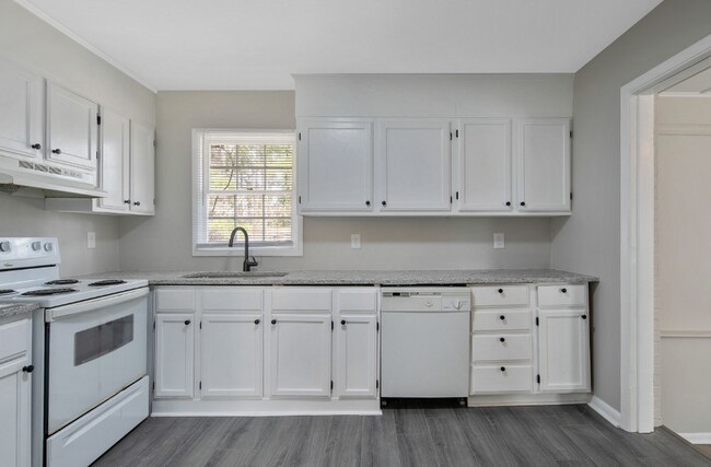 Foto del edificio - 7252 Ainsley St