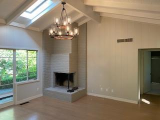 Building Photo - 49 Crystal Springs Rd