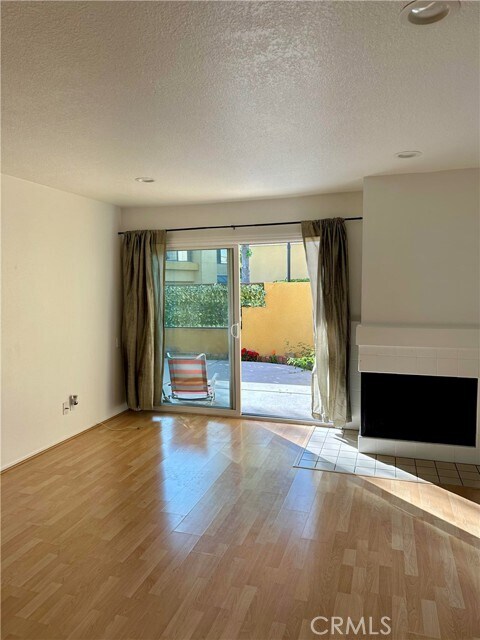 Building Photo - 25712 Le Parc