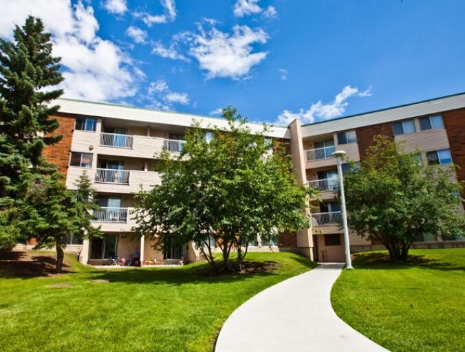 Callingwood on 170th Apartments 17116 64th Ave NW Edmonton, AB