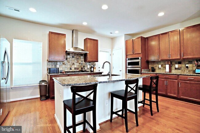 Foto del edificio - 9612 Stockwell Ln