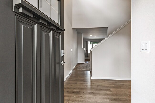 Building Photo - 14398 99th Way Southeast