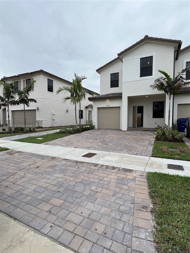 Foto del edificio - 23066 SW 128th Pl