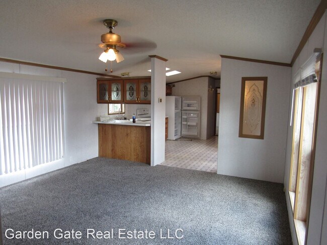 Foto del edificio - 3 br, 2 bath House - 589 N 1st