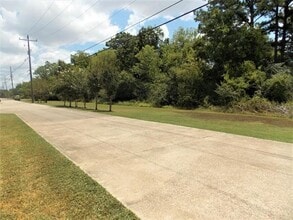 Building Photo - 7965 Pecan Dr