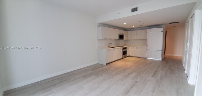 Foto del edificio - 55 SW 9th St