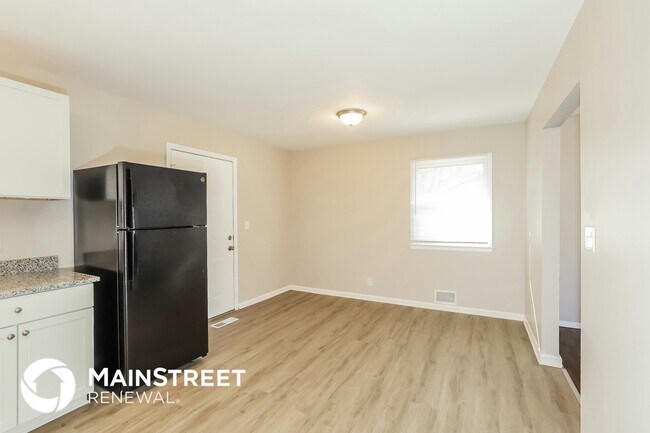 Foto del edificio - 6305 E 101st St