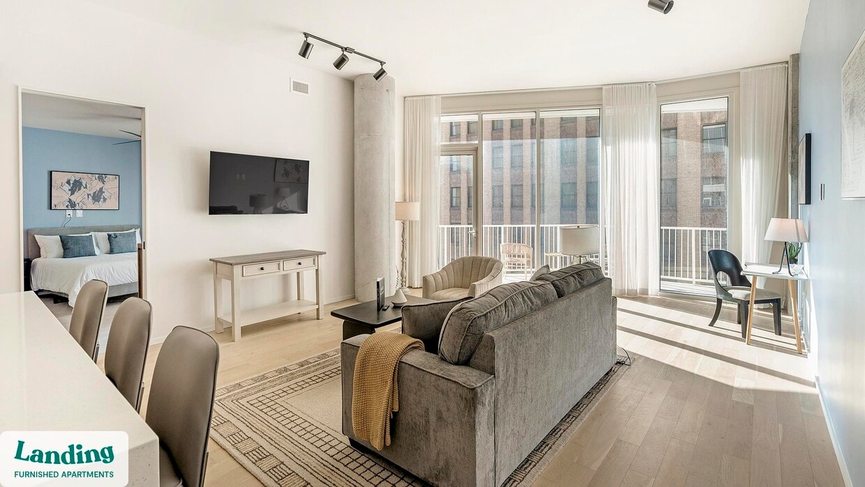 Primary Photo - 143 E Commerce St