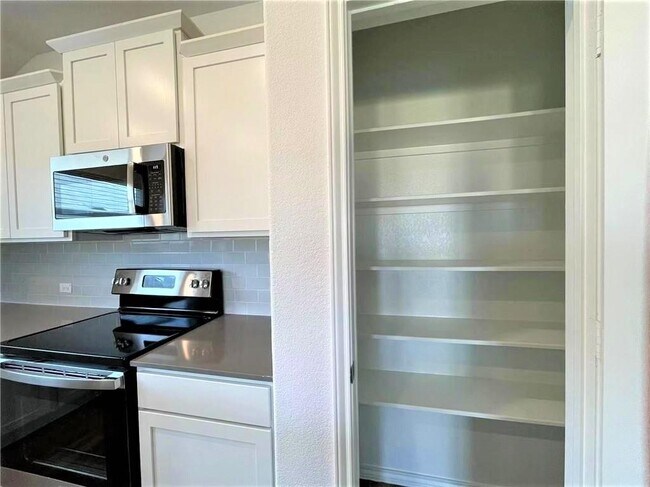 Foto del edificio - 409 Bluejack Wy