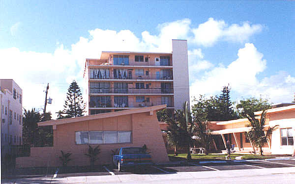 Foto del edificio - Birch Ocean Front