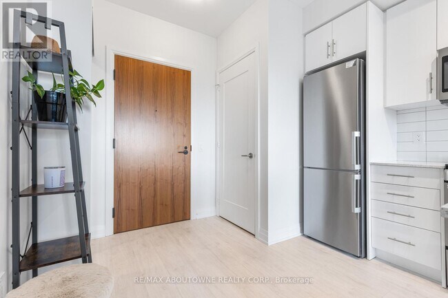 Photo du bâtiment - 509 Dundas St W