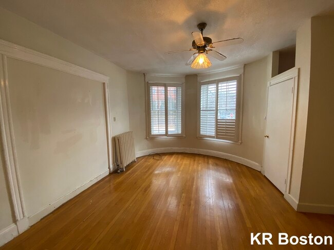 Building Photo - 1269 Beacon St