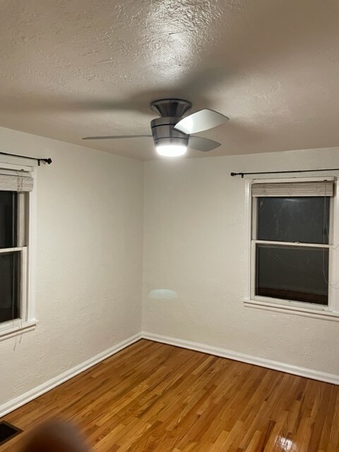 Foto del edificio - 3805 W Alice Pl