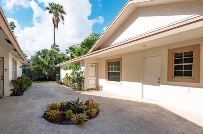 Building Photo - 14077 Wellington Trace