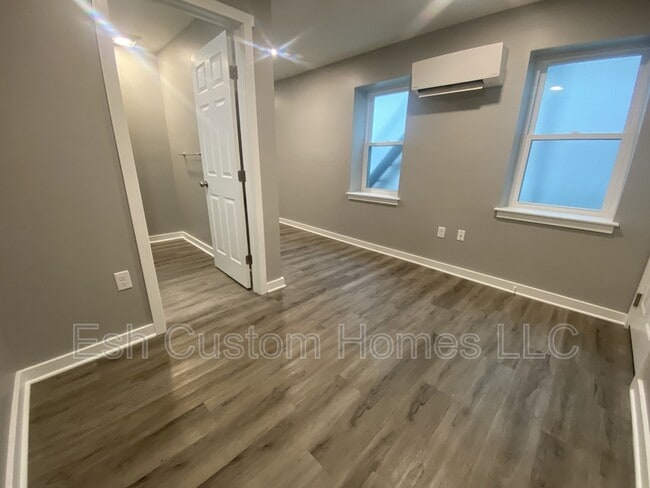 Foto del edificio - 218 W King St