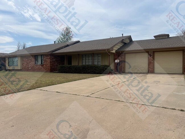 Photo - Spacious Home With Classic Charm