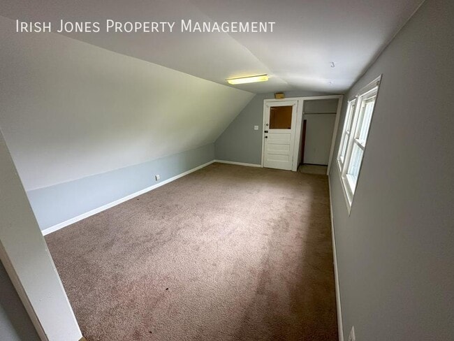 Foto del edificio - 194 Central Ave