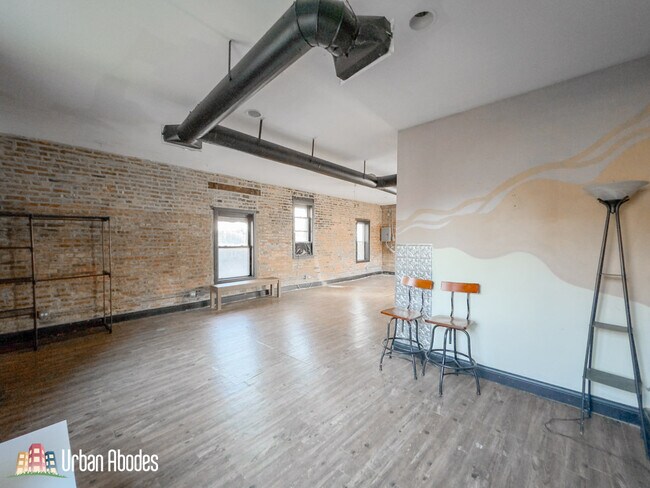 Foto del edificio - 639 N Troy St