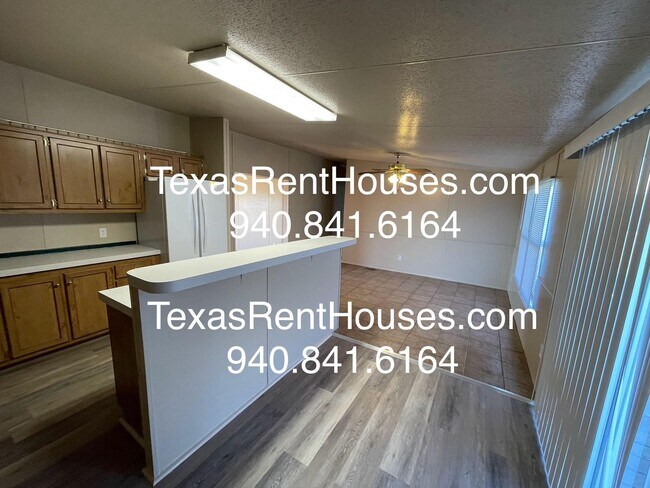 Foto del edificio - TIRED OF THE CITY LIFE?  6 Acres Petrolio ISD