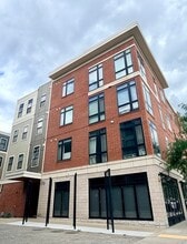 Building Photo - 170 W Broadway