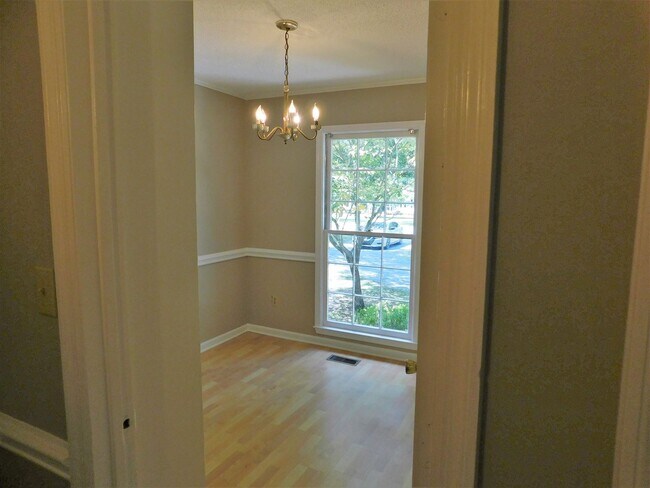 Foto del edificio - 12921 Randomwood Dr
