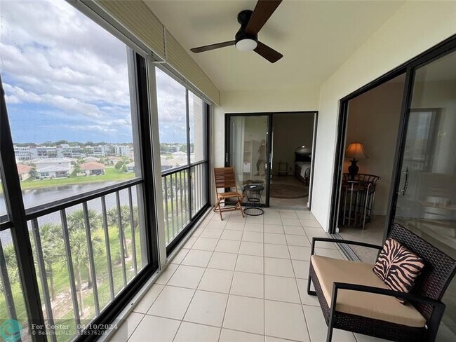 Foto del edificio - 7260 Kinghurst Dr